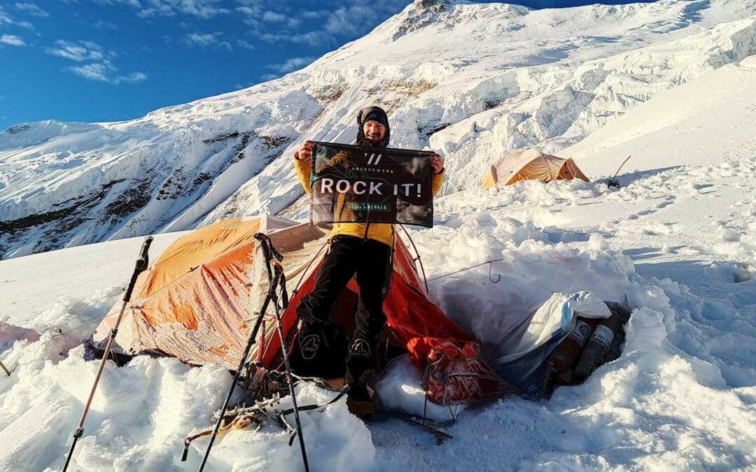 🧗‍♂️🏔 Gefährlicher Aufstieg und ein unberechenbarer Gletscher – die Manaslu Expedition von Marc Grün
